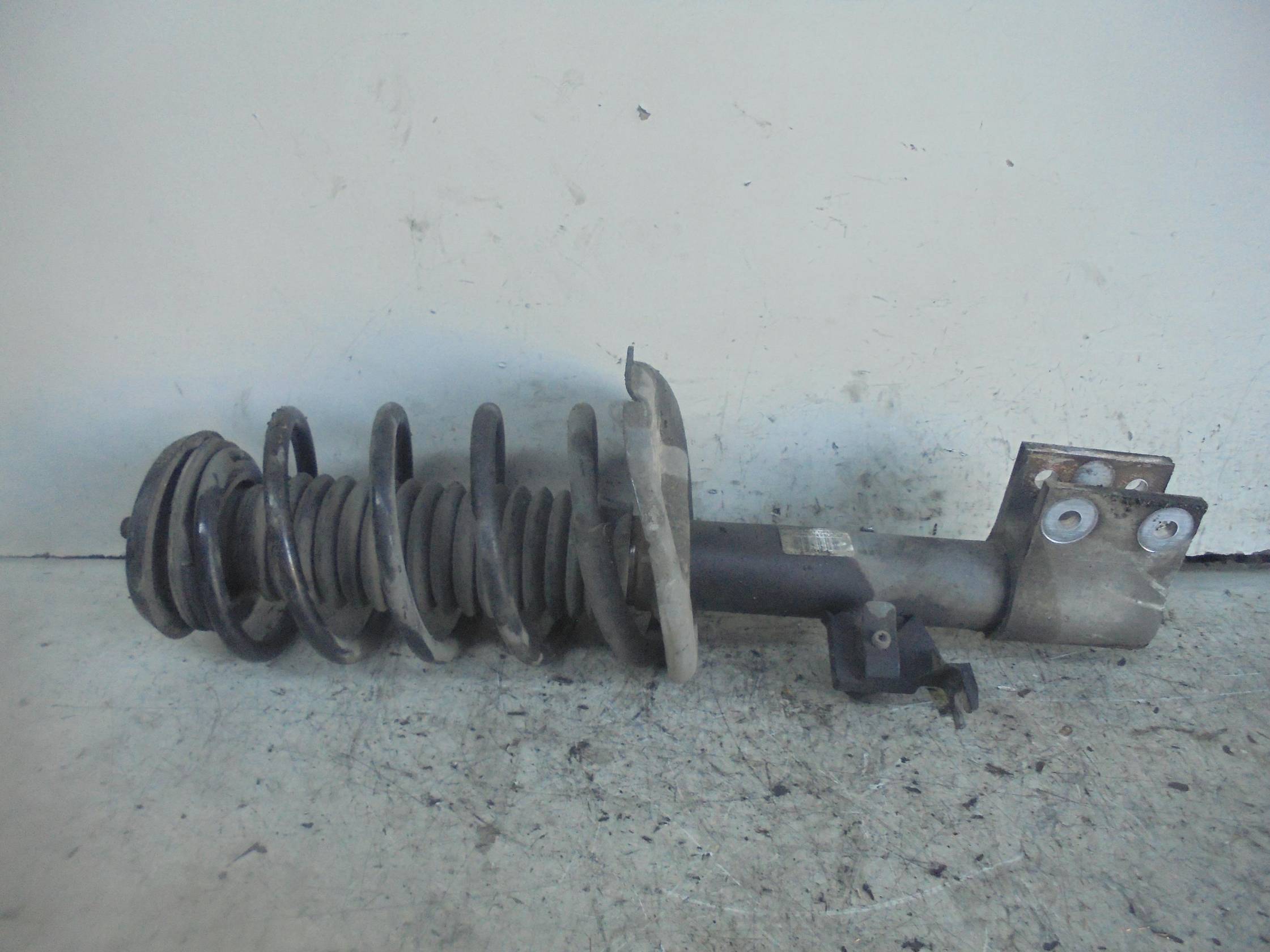 Ammortizzatore ant. dx.